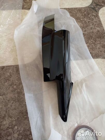 Сплиттер клыки переднего бампера BMW M5 F10