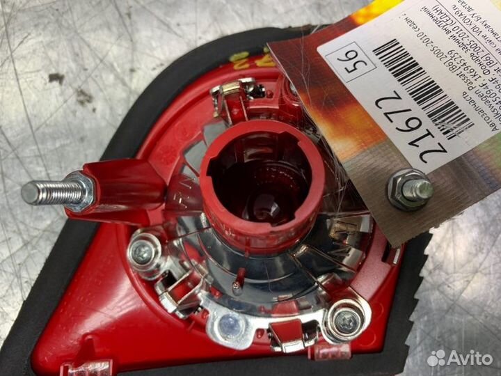 Фонарь задний внутренний правый Volkswagen Passat