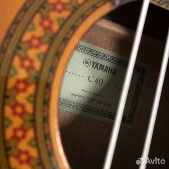 Классическая гитара Yamaha C40 (новое поступление)