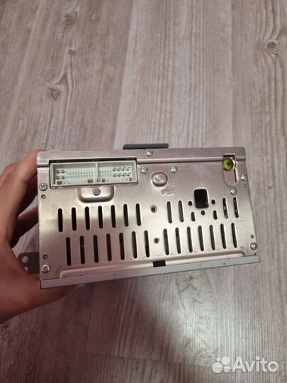 Штатная магнитола на kia rio 3