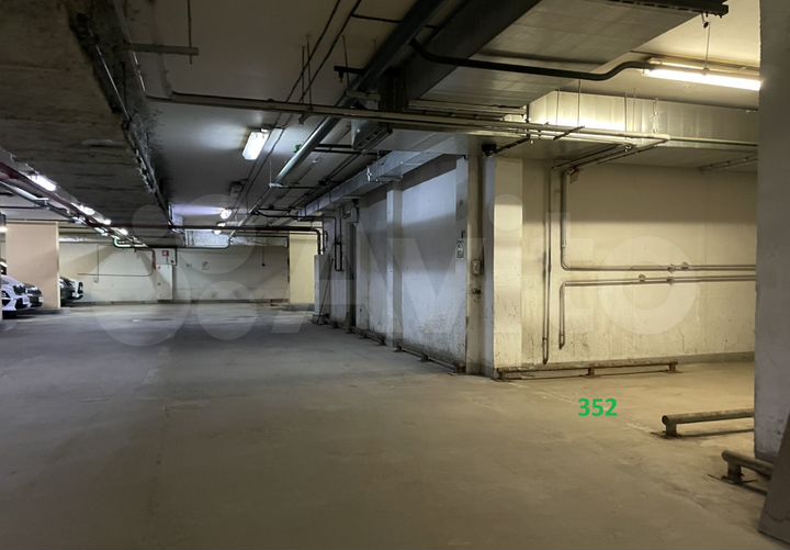 Машиноместо, 15 м²