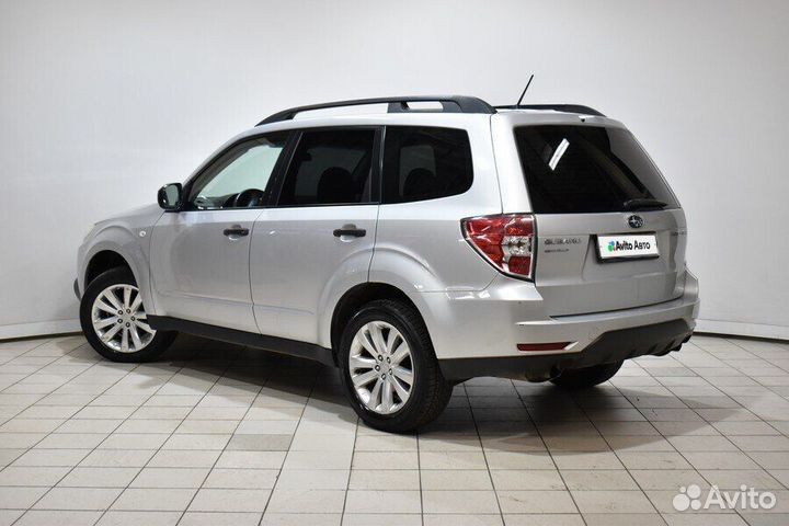 Subaru Forester 2.0 AT, 2011, 186 000 км