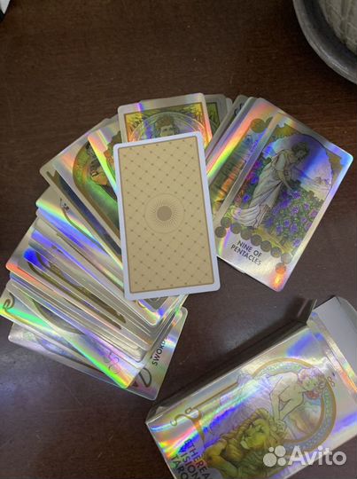 Голографические колоды таро
