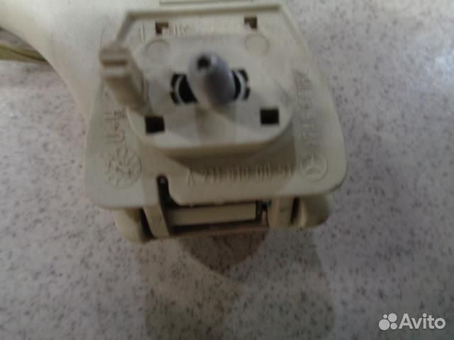 Ручка внутренняя потолочная задняя левая Mercedes