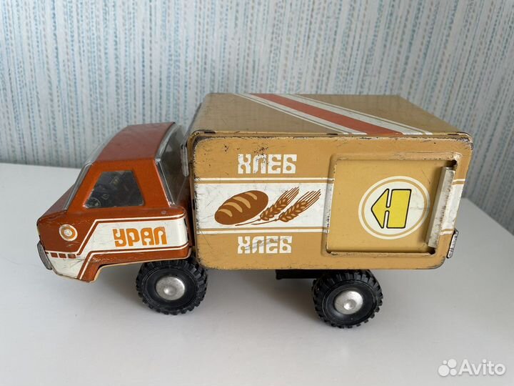 Игрушки СССР машинки грузовики
