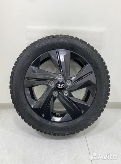 Новые Hyundai Elantra 2022, Michelin 205/55 R16