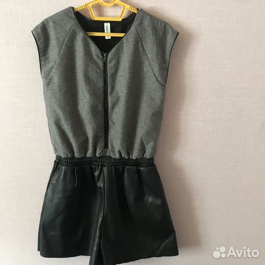 Продам комбинезон на девочку 8-10 лет