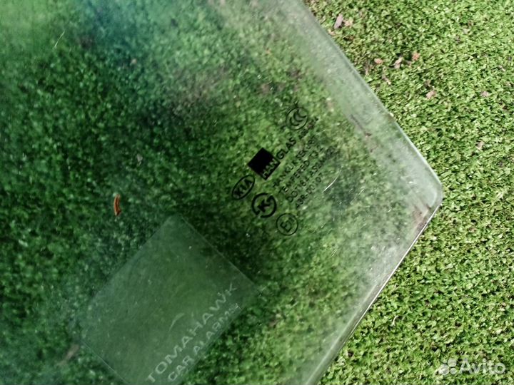 Стекло дверное переднее левое Kia Spectra седан