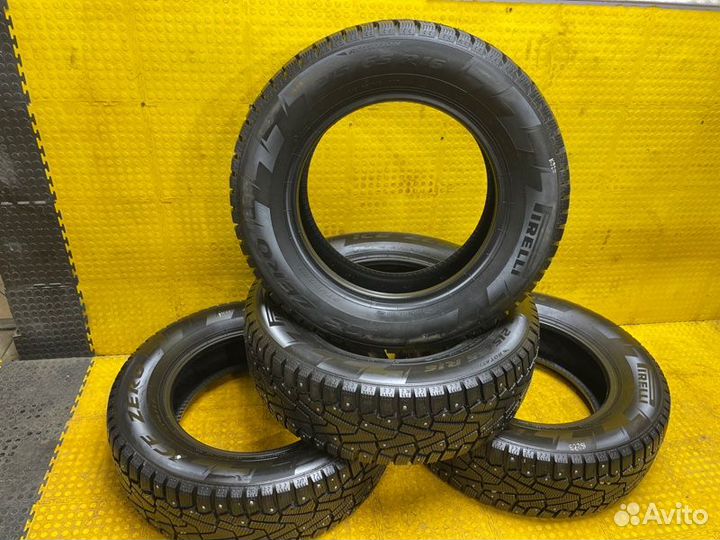 Pirelli Winter Ice Zero 215/65 R16 102T