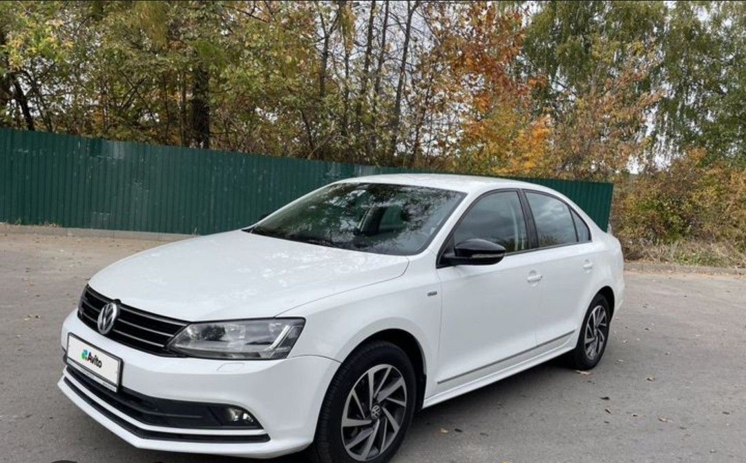 Volkswagen Jetta: фото владельца