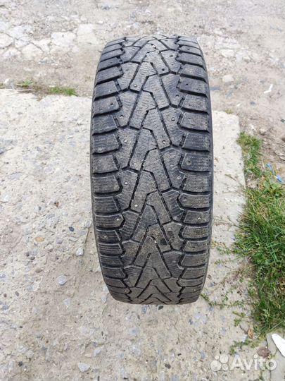 Pirelli Ice Zero 225/60 R17