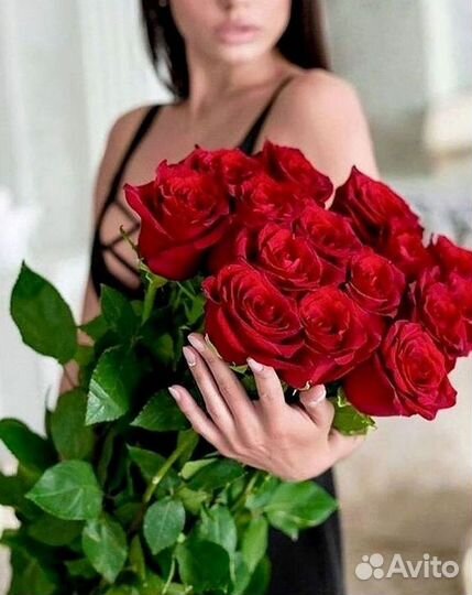 Метровые розы Доставка цветов