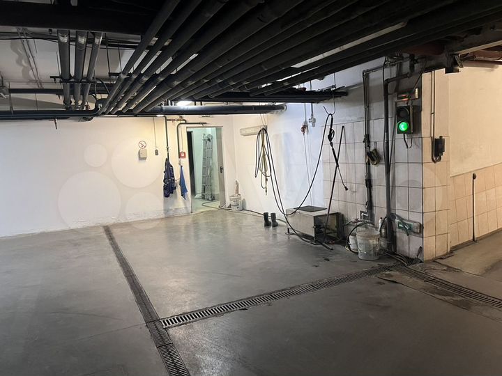 Машиноместо, 14 м²