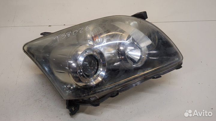 Фара (передняя) Toyota Avensis 2, 2006