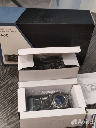 Видеорегистратор для автомобиля с двумя камерами