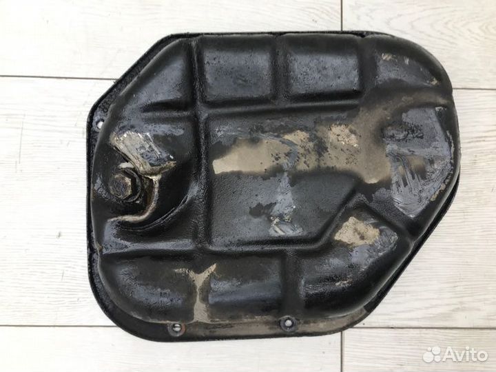 Поддон масляный Hyundai Santa Fe SM G6BA 2000