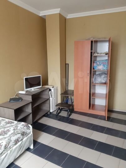 Комната 40 м² в 5-к., 3/3 эт.