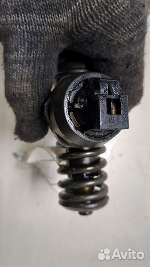 Форсунка топливная Volkswagen Touareg, 2006