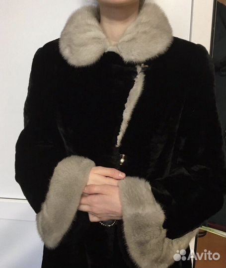 Шуба мутоновая, длинная