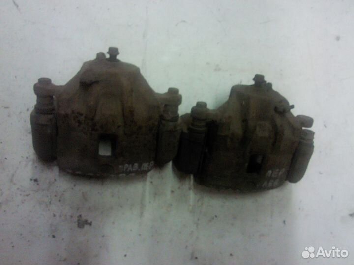 Суппорт передний Hyundai Elantra G3