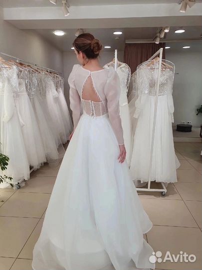 Свадебное платье