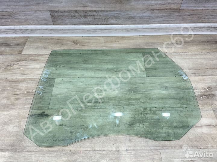 Стекло заднее левое Ford Focus 2 универсал