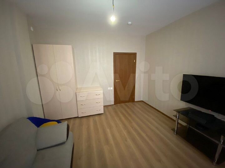 1-к. квартира, 38 м², 1/9 эт.