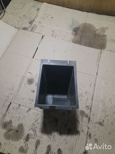 Ящик передней консоли epica