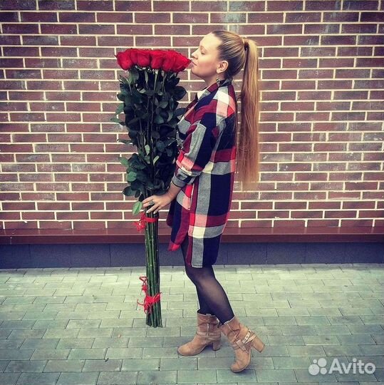 Высокие Розы с Доставкой