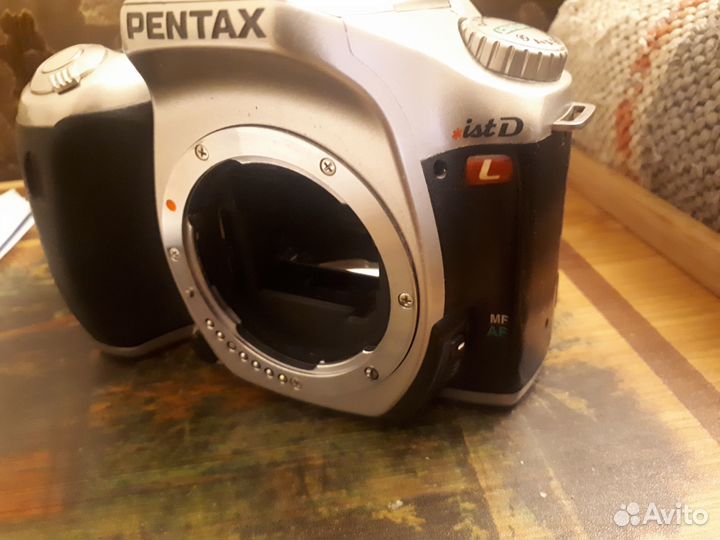 Цифровой фотоаппарат Pentax ist D L