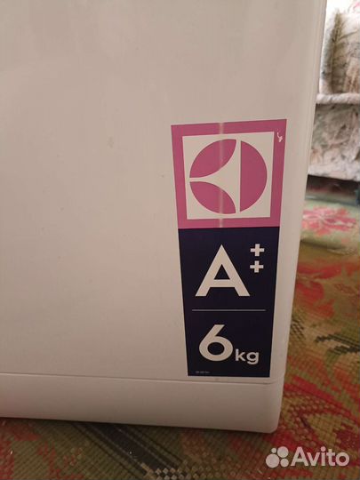 Стиральная машина с вертикальной загрузкой