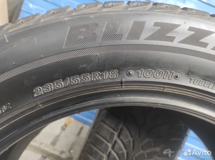 Bridgestone Blizzak LM-80 Evo 235/55 R18 102V