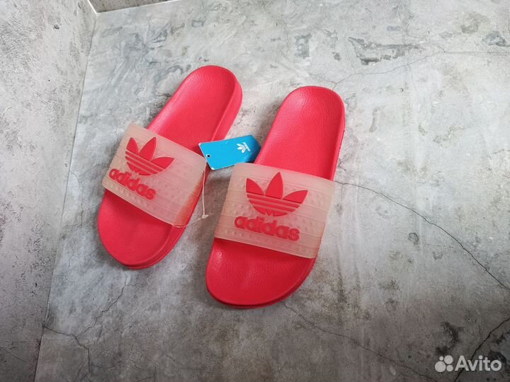 Сланцы Adidas