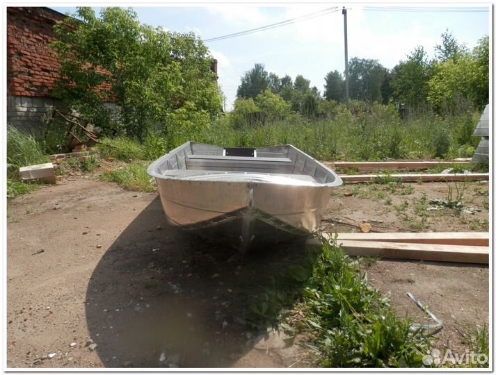 Алюминиевая лодка Вятка Профи 37