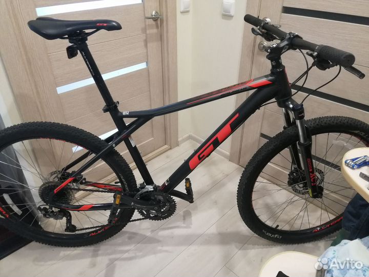 Gt avalanche sport 27.5