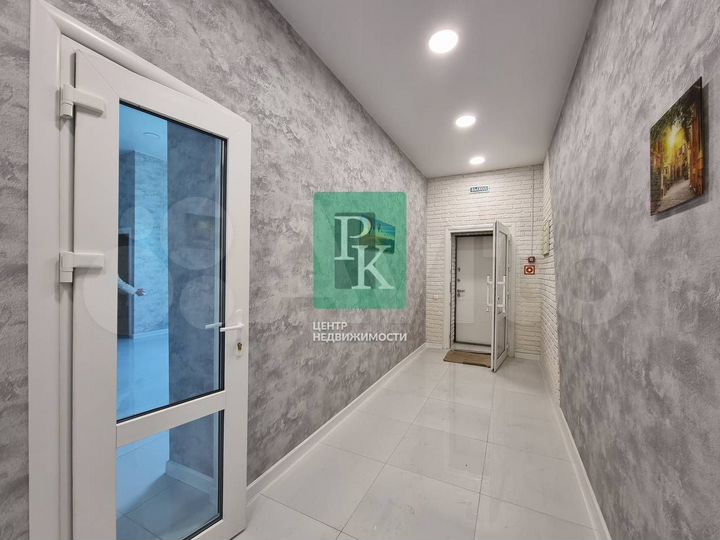 Помещение 27 м2 с арендатором на Тульской