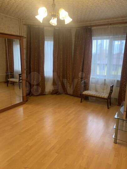 3-к. квартира, 79,5 м², 3/6 эт.