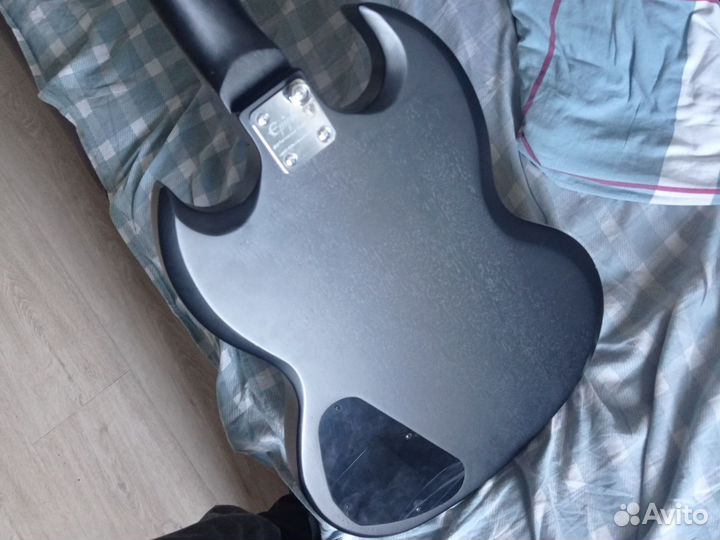 Электро гитара с комбиком epiphon sg