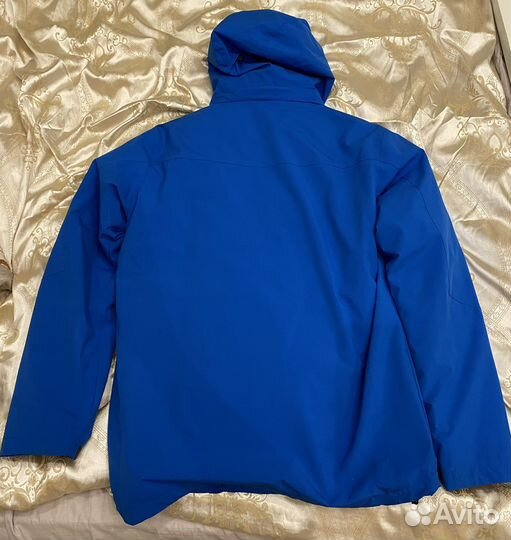 Куртка горнолыжная