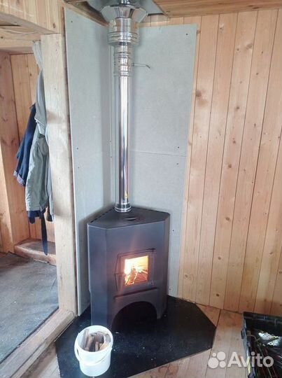 Печь камин на дровах