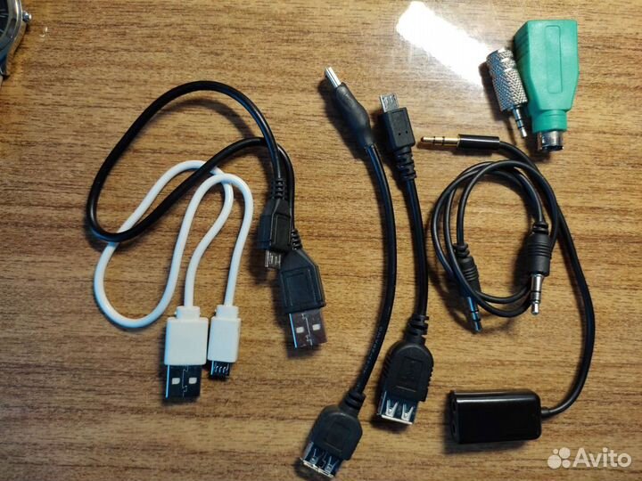 Различные кабели и переходники