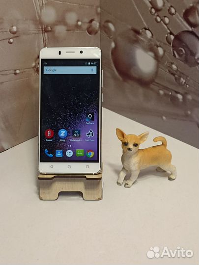 Tele2 Maxi LTE, 16 ГБ