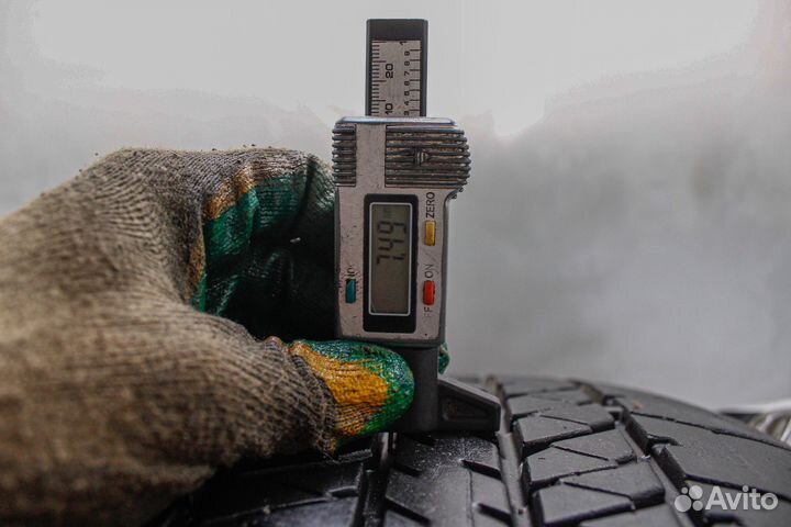 Bridgestone Dueler H/T 684II 275/50 R22 111H