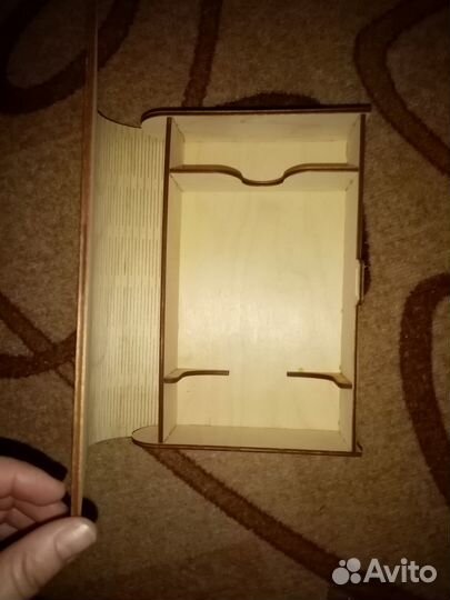 Деревянный футляр