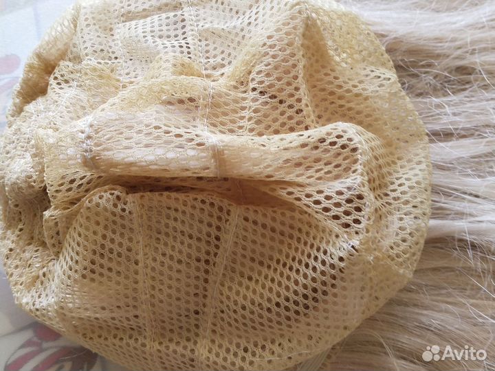 Парик блонд длинный с челкой новый