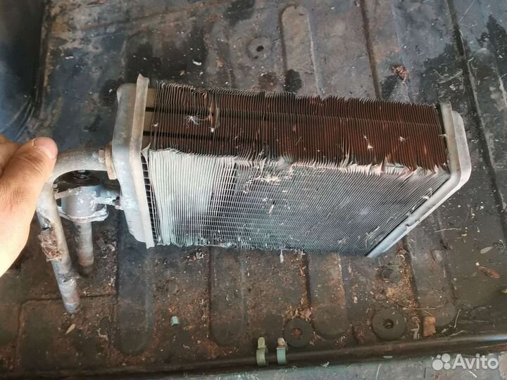 Трехрядный медный радиатор печки на ниву, классику