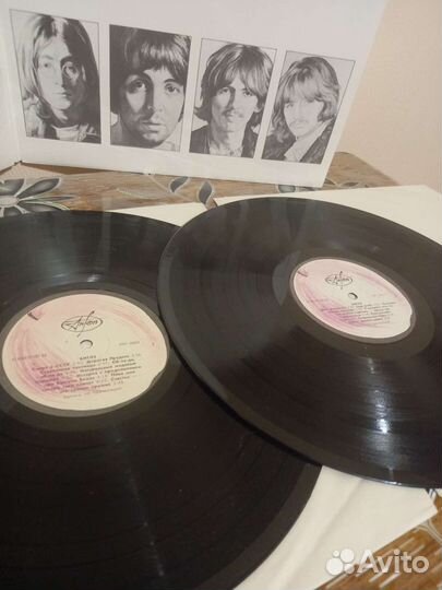 Виниловые пластинки the beatles