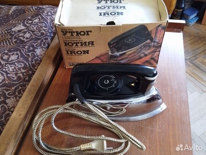 Электро утюг времён СССР
