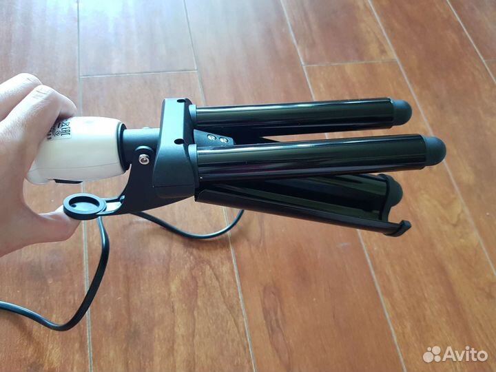Новый стайлер тройной для завивки волос (волны)