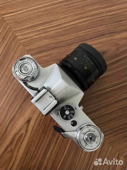 Плёночный фотоаппарат Зенит-Е